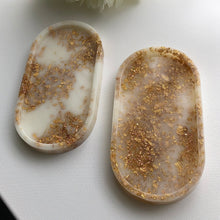 Load image into Gallery viewer, Medium Oval Trinket Tray